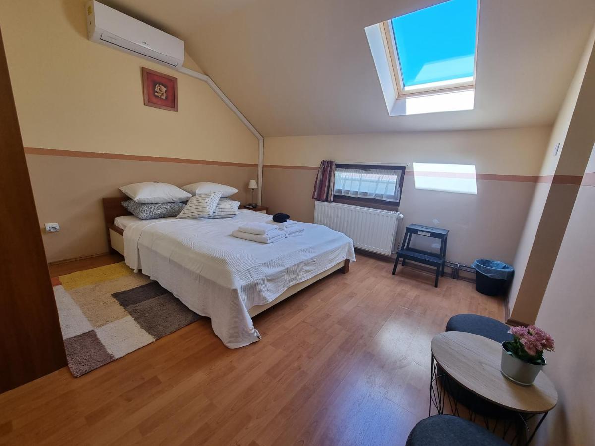 Abigel 2 Vendeghaz Hotel Mişcolţ Exterior foto