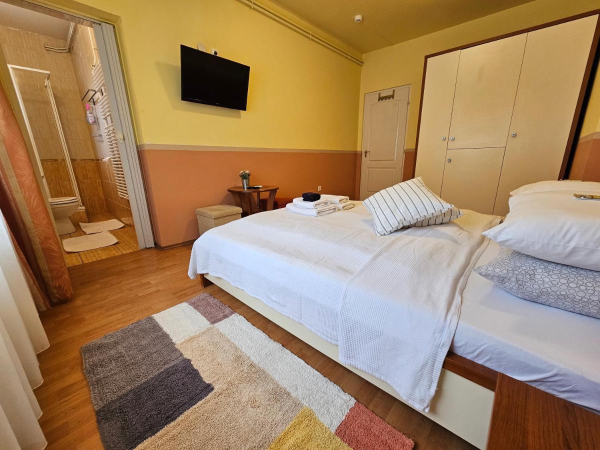 Abigel 2 Vendeghaz Hotel Mişcolţ Exterior foto